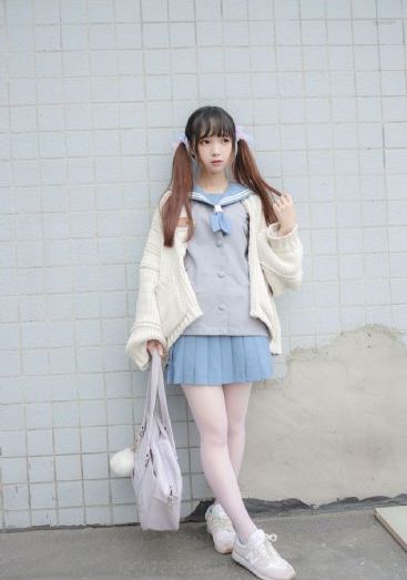 白色相薄