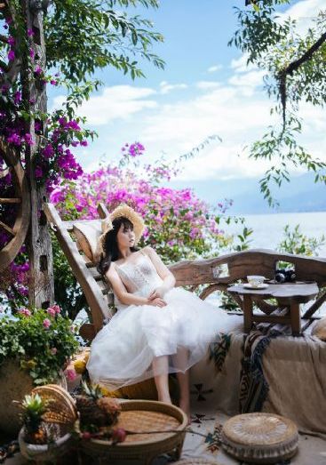 动漫美女靠逼视频